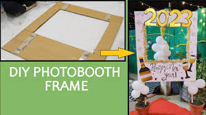 diy photobooth frame from old cardboard