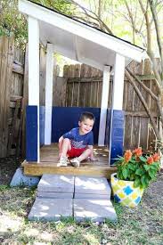 Diy Toddler Outdoor Playhouse Easy