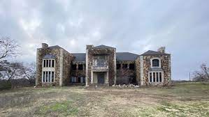 Explore the homes with big lot that are currently for sale in sanger, tx. Abandoned Sanger Mansion To Become Wedding Venue Wfaa Com