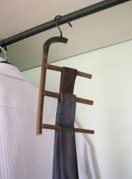 I make this tie rack out of walnut, cherry dowels. 20 Diy Tie Rack Projects How To Make Tie Rack
