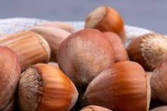 Can I eat old hazelnuts?