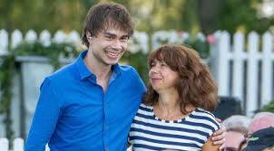 Tv 2 is a norwegian terrestrial television channel. Tributes His Mother With A Song Article On Tv2 No 19 07 18 International Fansite Alexander Rybak News