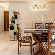 Wall Design For Dining Rooms
