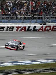 They have held town halls, written messages to the force, distributed scientific data lewis, based in norfolk, virginia, said last week that sailors on the uss dwight d. Nascar Has New Rules New Feuds And More Fans At Talladega Wpmi