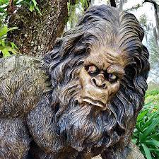 Life Size Bigfoot Garden Statue For