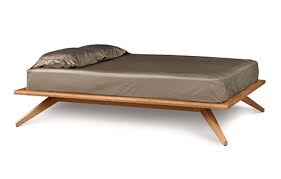 Copeland Platform Bed Astrid Solid Wood