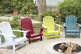spray paint a wooden adirondack chair