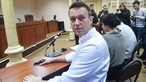Суд вынес приговор алексею навальному. Sud Prigovoril Navalnogo K Pyati Godam Uslovno Po Delu Kirovlesa Gazeta Ru