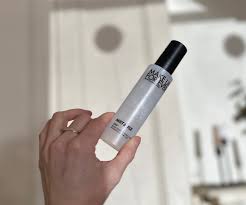 best setting sprays for dry skin