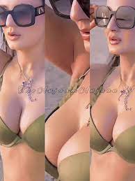 Anjaam𝕏 on X: She has the Best & beautiful Tits ❤️‍🔥 #AmeeshaPatel  t.congtFch1TAG  X