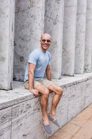 The sensibilities that lend themselves to impeccable professional style can make a dressed down spring or summer outfit look. 12 Easy Summer Outfit Ideas For Men Casual Smart And Dressy Peter Manning Nyc