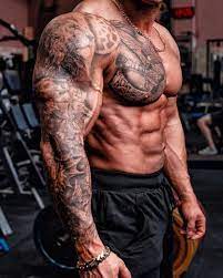 15 крутых мужских татуировок на грудные мышцы: идеи для тату и фото -  Чемпионат