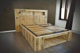 Diy Pallet Bed With Lights