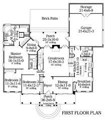 Symmetrical One Story House Plan 4658
