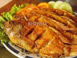 Ikan goreng literally means fried fish in indonesian and malay languages. Ikan Kakap Goreng Nyuusss