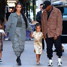 2 that kanye and kim kardashian west would welcome a sixth member to their brood that also includes kids chicago, saint and north. Kim Kardashian West And Kanye West Announce The Name Of Their Fourth Child Vogue