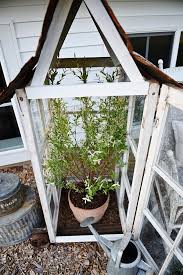 23 Inspiring Greenhouse Plans With