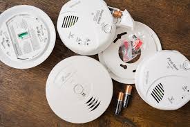 4 pack smoke detector fire alarms 9v battery operated photoelectric sensor smoke alarms easy to install with light sound warning, test button,9v battery included fire safety for home hotel school. The Best Basic Smoke Alarm Reviews By Wirecutter