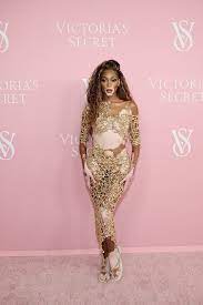 all the alluring pink carpet moments