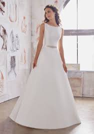 Contemporary Simple Elegant Wedding Dress Maxine Gown In
