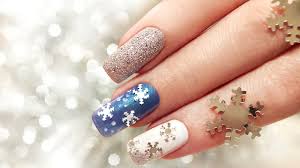 15 snowflake nail art designs for