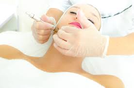 What Happens During A Microdermabrasion Treatment