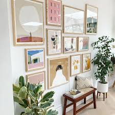 gallery wall how to create a stylish