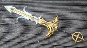 Update(as promised) on my IRL Saradomin Godsword for Runefest 2018! (99%  finished) Hope you like it! : r/runescape