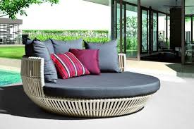 Lune Daybed Luxury Outdoor Furniture