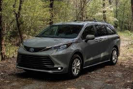 For years, toyota jan has been a hot topic on our website, ever since we announced her pregnancy in may of 2014. Toyota Puts Mpv Sienna Higher On The Legs Ruetir