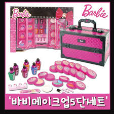 qoo10 barbie makeup set of 5 toys