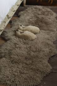 sheepskin rug yetti linen brown