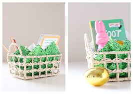 Click the image to download! Easter Grass Wrapping Paper Free Printables