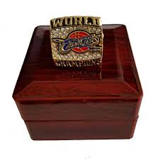 Official instagram of the 2016 nba champion cleveland cavaliers. Yiyicool 2016 Cleveland Cavaliers Championship Ring Mvp Lebron James Size 8 14 Wooden Boxes Size 13 Buy Online In Bahamas At Bahamas Desertcart Com Productid 38634986