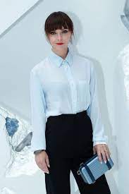 Sylvie jacob l'a doublée à trois occasions. Christina Ricci Dior Homme Menswear Spring Summer 2020 Show In Paris Celebmafia