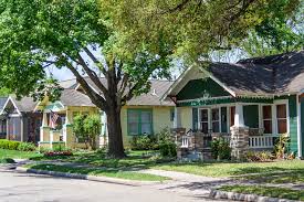 5 best places to a home in houston