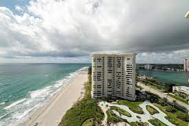 luxury oceanfront iniums in boca