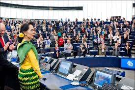 Aung san suu kyi, human rights activist and opposition leader whose party, the national league for democracy, came to power in myanmar after the 2015 elections. Aung San Suu Kyi Erhalt Nach 23 Jahren Den Sacharow Menschenrechtspreis 1990 Aktuelles Europaisches Parlament