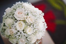 White wedding flowers for bridesmaids. Inspirational And Elegant White Bridal Bouquets