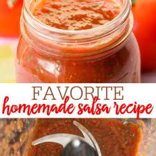 This restaurant style homemade salsa recipe can be made with canned or fresh ingredients and is ready for snacking in only 5 minutes! Homemade Salsa Restaurant Style Video Lil Luna
