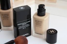 Chanel Foundations Les Beiges Vs Perfection Lumiere Velvet