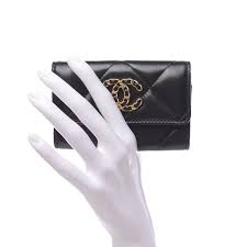 We did not find results for: Chanel Shiny Goatskin Quilted Chanel 19 Flap Card Holder Black 647761 Fashionphile
