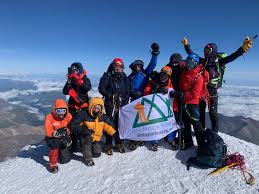 mount elbrus ian taylor trekking