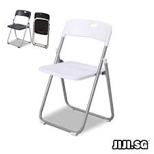 plastic folding chairs best in