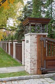 21 Front Yard Fence Design Ideas