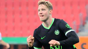Wout weghorst (born 7 august 1992) is a dutch professional footballer who plays as a striker for bundesliga club vfl wolfsburg and the netherlands national . Wout Weghorst Ich Wurde Wolfsburg Nicht Fur Jeden Klub Verlassen Kicker