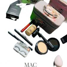 mac makeup look inside all in one set