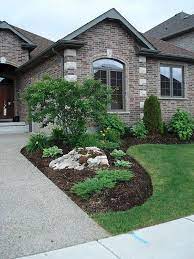 33 Simple Modern Front Yard Landscaping