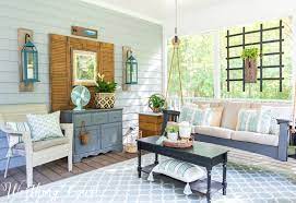 Cozy And Inviting Screened In Porch