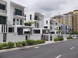 The original buildings making up the township were constructed between 1981 and 1984, and were demolished in 2016 for new development. Top 40 Properties In Cheras Propsocial
